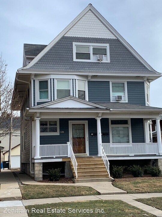 136 Elgin Ave in Forest Park, IL - Building Photo