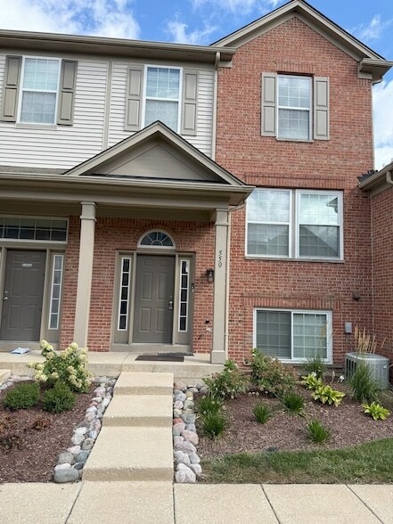 property at 550 Conservatory Ln
