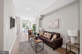 1607 Clifton Ave in Baltimore, MD - Building Photo - Building Photo