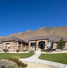 12085 Mystic Sands Dr in Sparks, NV - Building Photo - Building Photo