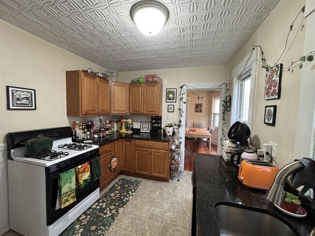 9 Orrin St, Unit 1 in Cambridge, MA - Building Photo - Building Photo