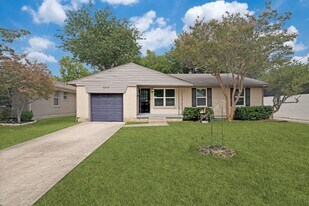 7315 Rutgers Dr in Dallas, TX - Building Photo