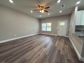 6637 Water St in Navarre, FL - Building Photo - Building Photo