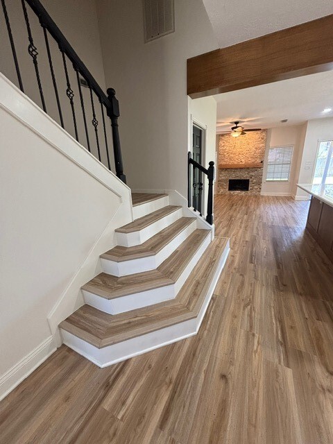 1811 Emerald Lake Ct