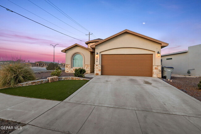 3496 David Palacio Dr in El Paso, TX - Building Photo - Building Photo