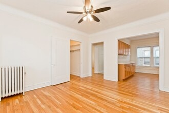 735 Hinman Ave, Unit 1E in Evanston, IL - Foto de edificio - Building Photo
