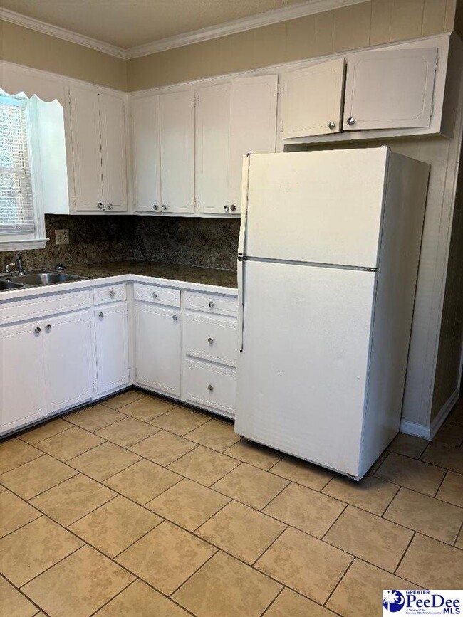 1508-A E Siesta Dr in Florence, SC - Building Photo - Building Photo