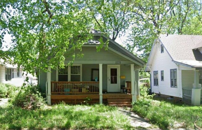 property at 1270 SW Wayne Ave