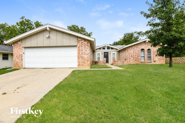 property at 2100 Cedar Ct