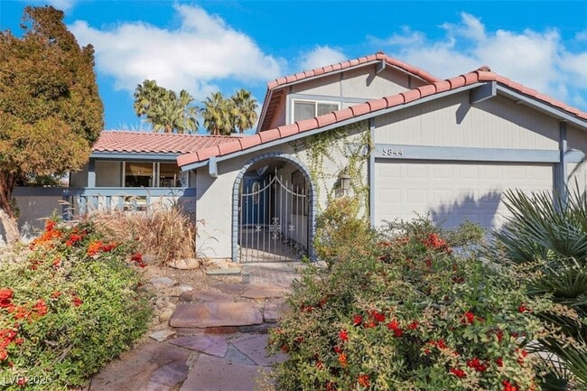 5844 Buhl Ct in Las Vegas, NV - Building Photo - Building Photo