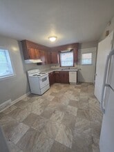 1607 W Northwest Blvd in Winston-Salem, NC - Building Photo - Building Photo