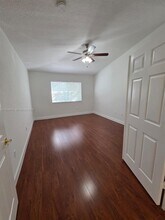 8352 SW 27th St in Miramar, FL - Building Photo - Building Photo