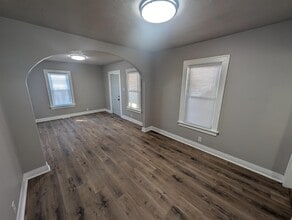 307 S Beiger St in Mishawaka, IN - Building Photo - Building Photo