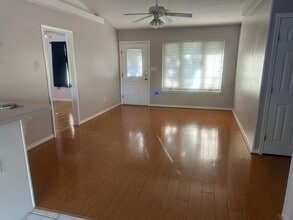 2026 Church St in Gulf Breeze, FL - Building Photo - Building Photo