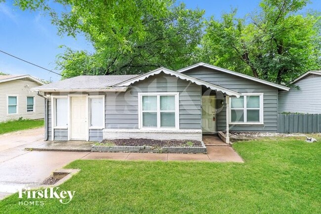 property at 1407 Gibbins Rd