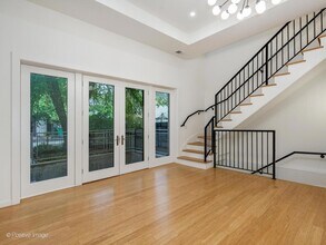 842 N Wolcott Ave in Chicago, IL - Foto de edificio - Building Photo