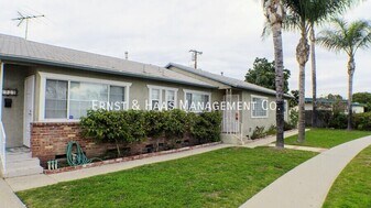 8275 California St in Buena Park, CA - Building Photo