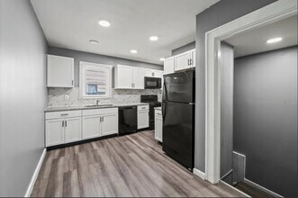 409 N Temple Ave in Indianapolis, IN - Building Photo - Building Photo