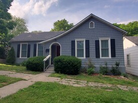 423 Mound St in Atchison, KS - Building Photo