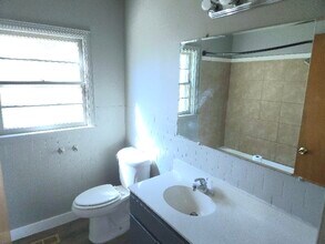 1305 Edna Pl in Macon, GA - Building Photo - Building Photo