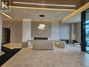 8960-8960 Jane St in Vaughan, ON - Building Photo - Building Photo