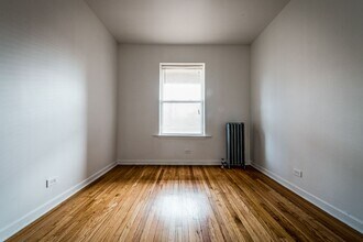 6748 S Blackstone Ave. 1452-56 E 68th Chicago, IL 60637 in Chicago, IL - Building Photo - Building Photo