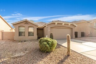 1579 E Gabrilla Dr in Casa Grande, AZ - Building Photo