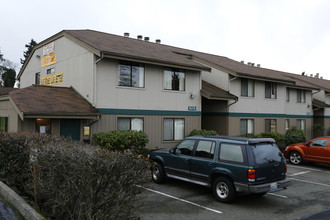 Northwood Apartments in Tacoma, WA - Building Photo - Building Photo