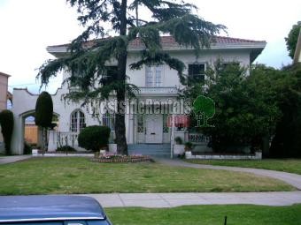 4429 Victoria Park Dr in Los Angeles, CA - Building Photo