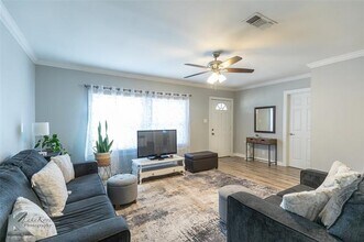 3442 S 11th St in Abilene, TX - Building Photo - Building Photo