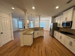 7540 Jamestown Dr in Alpharetta, GA - Building Photo - Building Photo