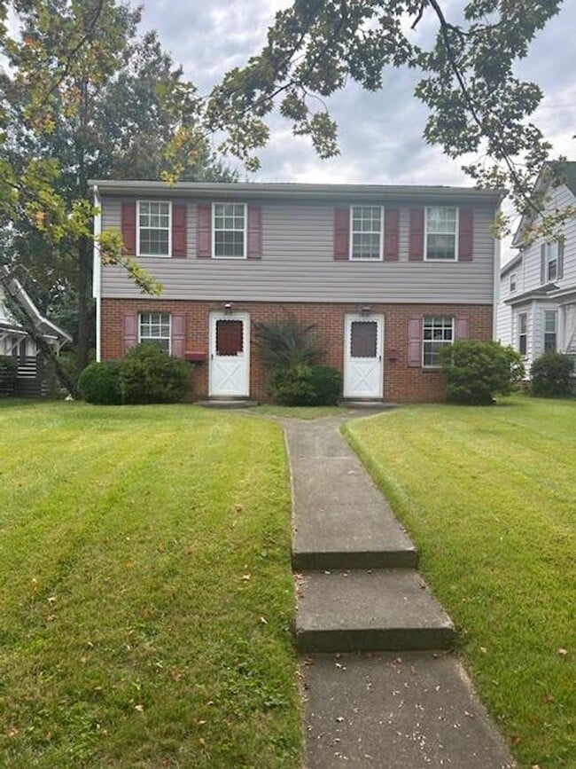 property at 1818 Belleville Rd SW