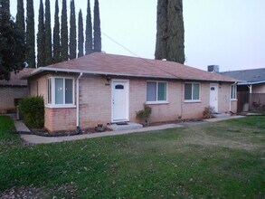 2005 Stretch Rd in Merced, CA - Building Photo - Building Photo