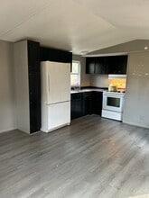 719 Barren Hollow Rd in Hurricane Mills, TN - Building Photo - Building Photo