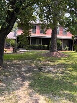 1611 E Trinity Blvd in Montgomery, AL - Building Photo