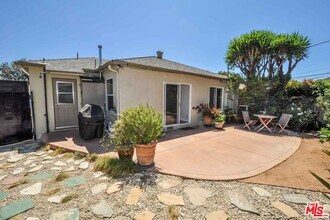 2725 Bagley Ave in Los Angeles, CA - Building Photo - Building Photo