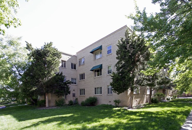 Audrey Pointe Condominiums