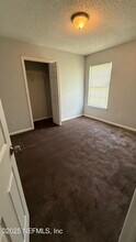 8366 Rocky Creek Dr in Jacksonville, FL - Building Photo - Building Photo