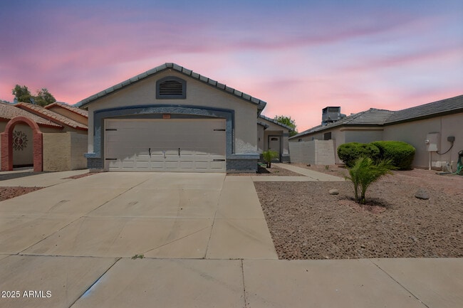 property at 3014 W Zachary Dr