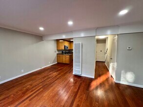 2047 Montecito Ave in Mountain View, CA - Building Photo - Building Photo