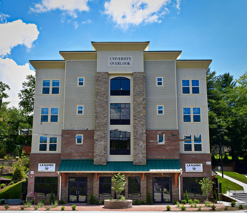 University Overlook in Boone, NC - Building Photo