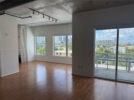 10 SW South River Dr, Unit 712 in Miami, FL - Building Photo