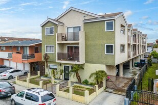 1918 Chestnut Ave. Long Beach in Long Beach, CA - Building Photo