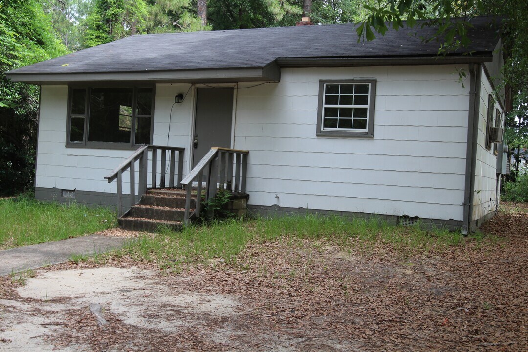 1123 W Waddell Ave in Albany, GA - Building Photo