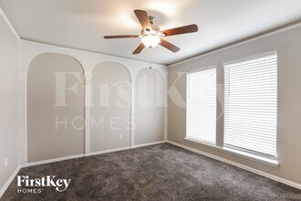 17415 Rustic Pine Trail in Houston, TX - Foto de edificio - Building Photo