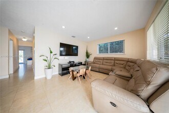 3455 SW 75th Ct in Miami, FL - Building Photo - Building Photo