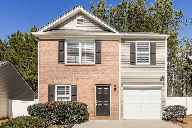 property at 207 Oak Grove Ln