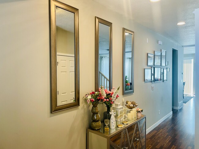 3507 W Alta Loma Ln in South Jordan, UT - Building Photo - Building Photo