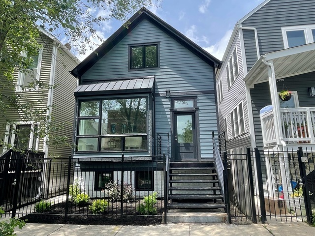 property at 1644 N Troy St