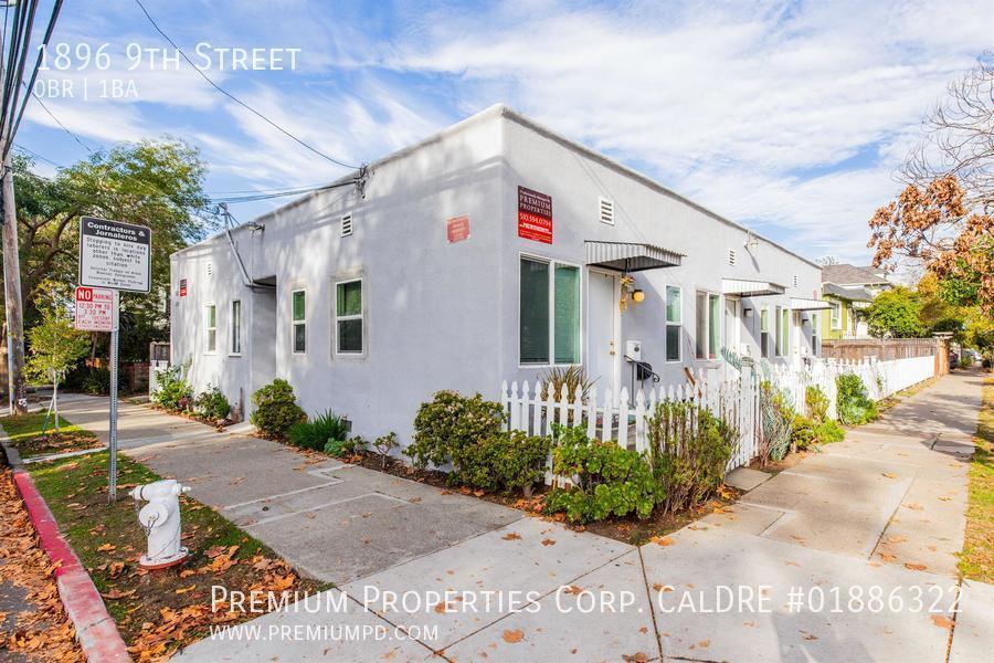 1896 Ninth St in Berkeley, CA - Building Photo